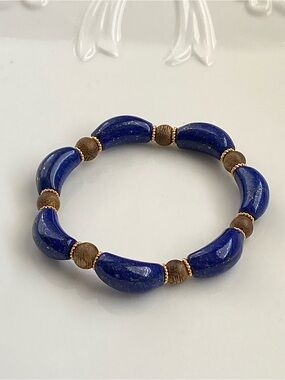 B187-Handmade High Quality Lapis And Agar Wood Stretchable Bracelet
